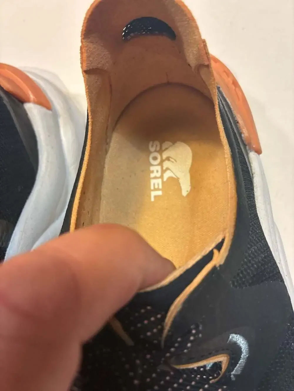 Sorel Kinetic RNEGD Float Black Orange Sneakers